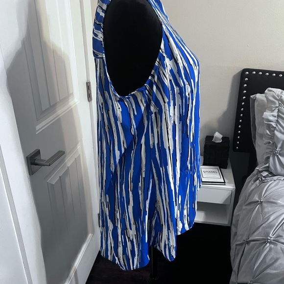 Alfani | Blue & White Zippered Front Sleeveless Blouse Size 2XL - Picture 10 of 10